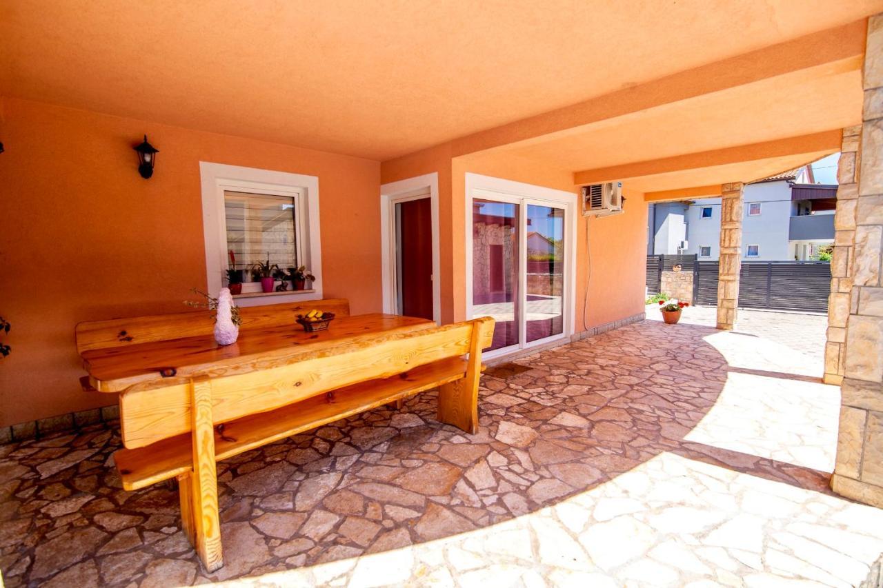 Villa Anita Pula Exteriér fotografie