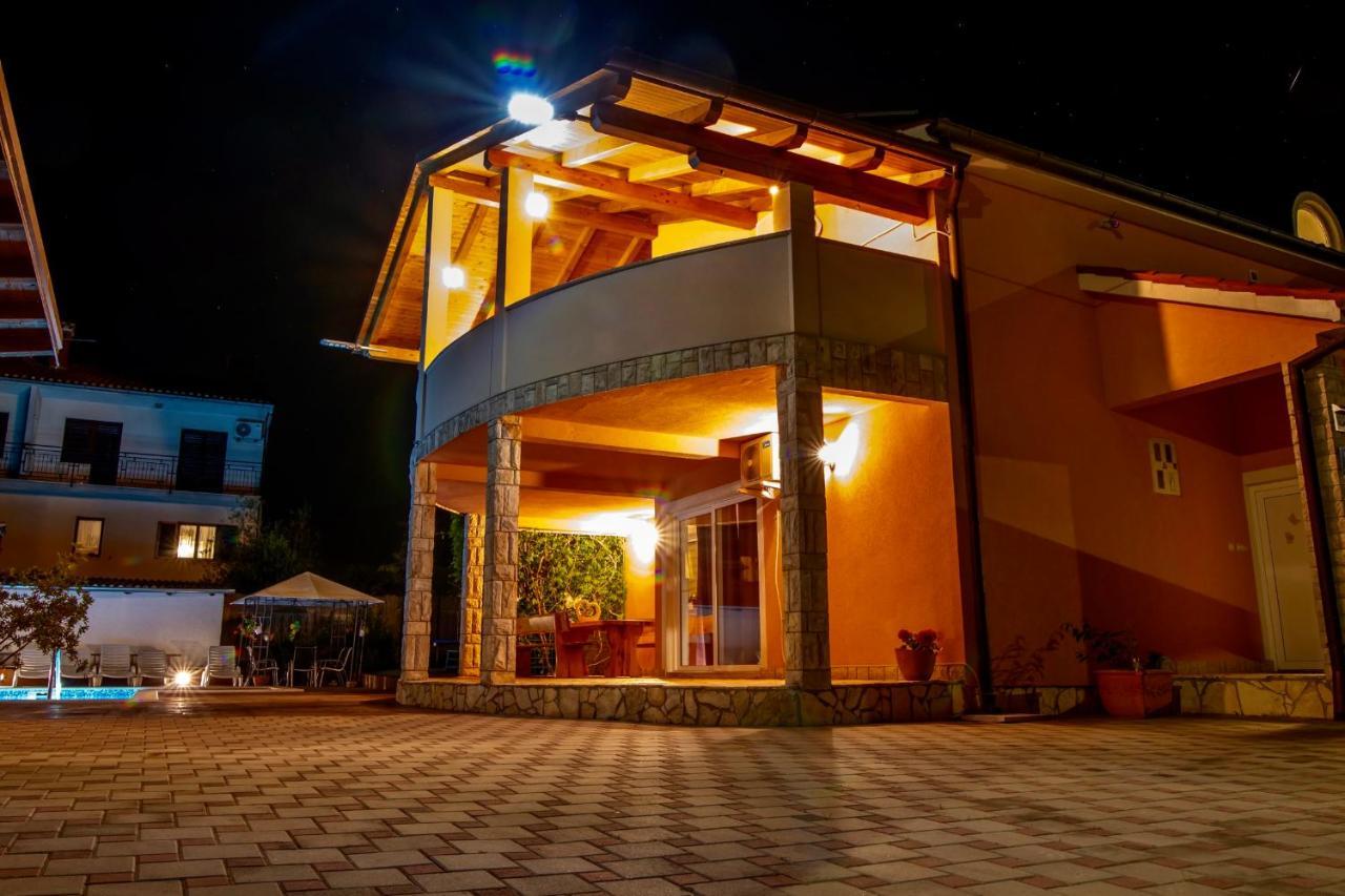 Villa Anita Pula Exteriér fotografie